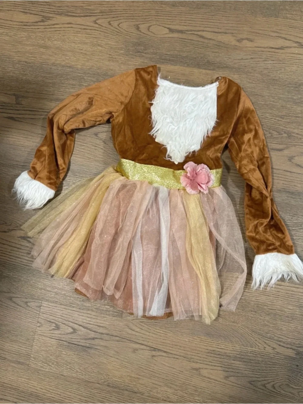 Shimmer Fox girls Halloween Costume - Brown & Cream size M 8/10